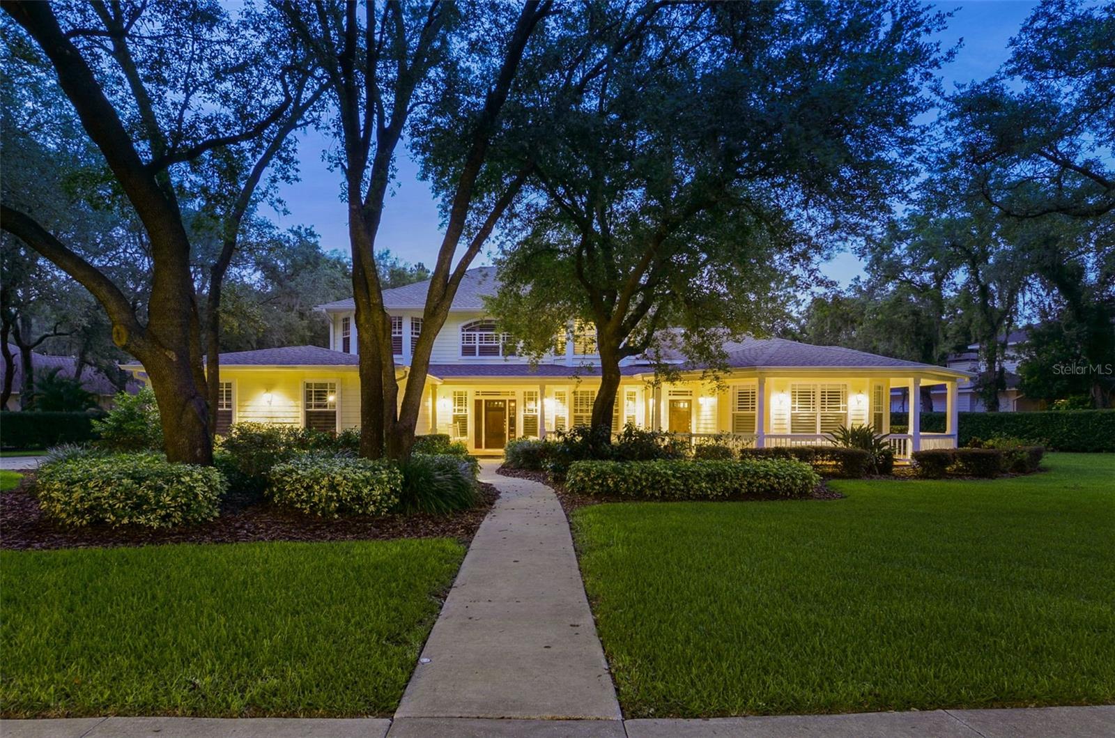 FISH HAWK TRAILS UN 1 & 2 - Residential