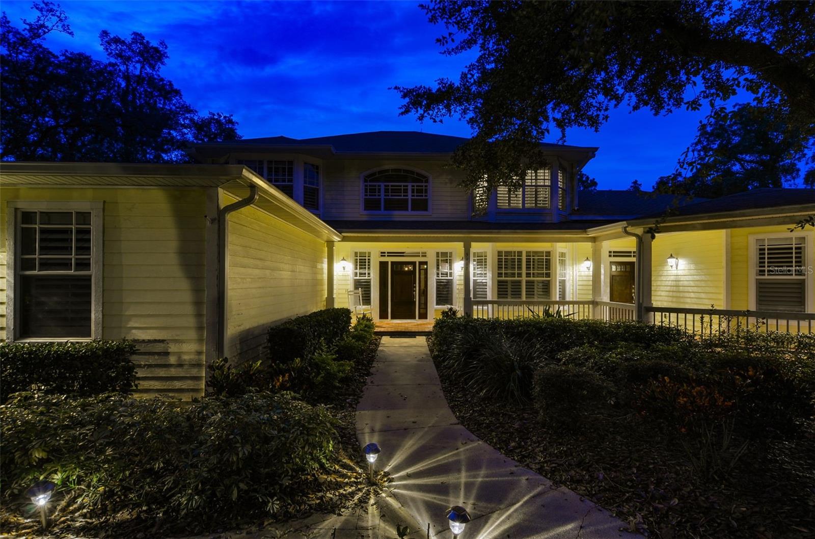 FISH HAWK TRAILS UN 1 & 2 - Residential
