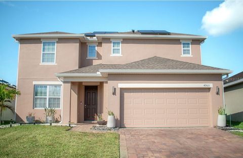 Photo of 4903 Rockvale Drive, Kissimmee, FL 34758 (MLS # S5139381)