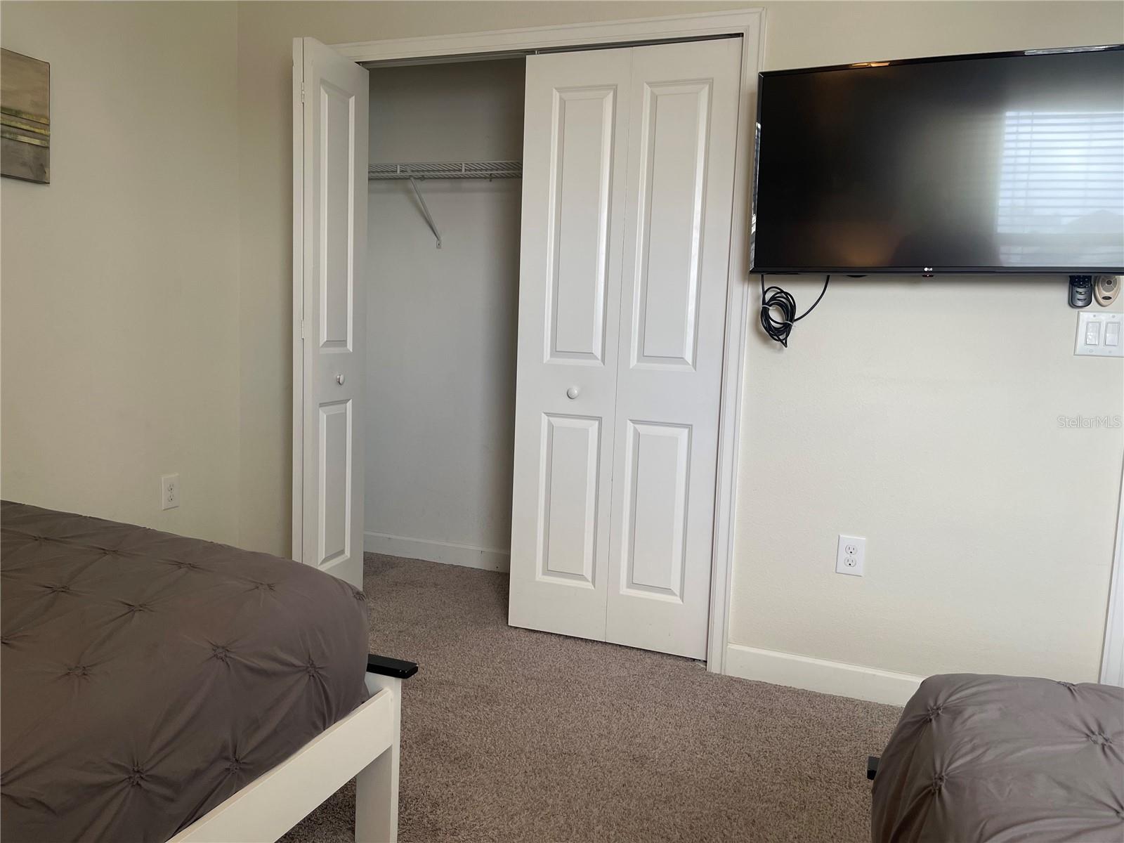 STONEYBROOK SOUTH PH I-1 & J-1 - Residential Lease