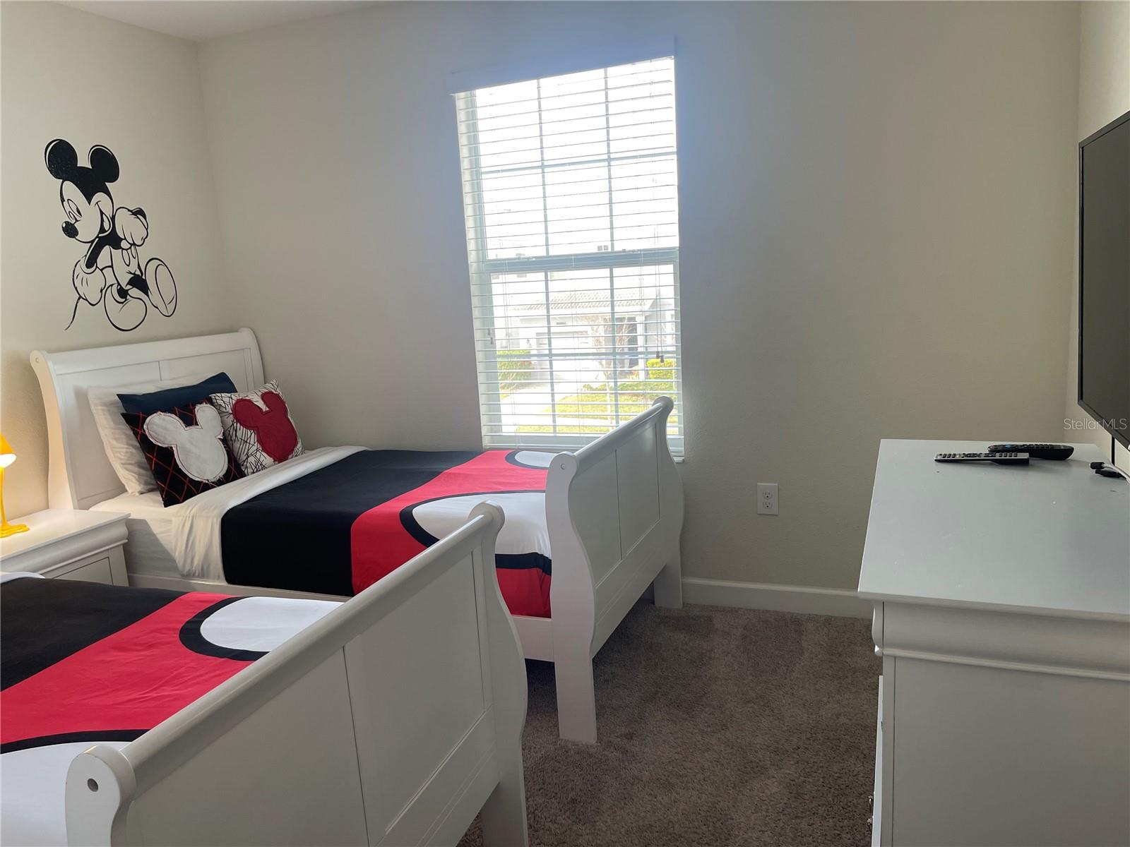 STONEYBROOK SOUTH PH I-1 & J-1 - Residential Lease