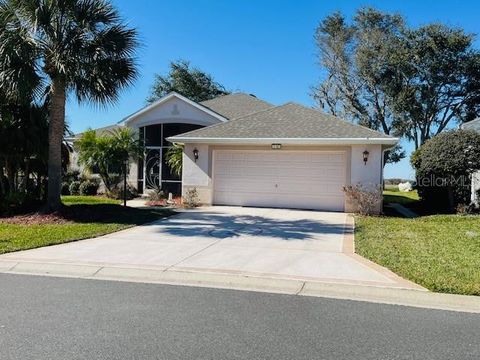 Photo of 5685 Gulf Stream Street, Tavares, FL 32778 (MLS # G5107595)