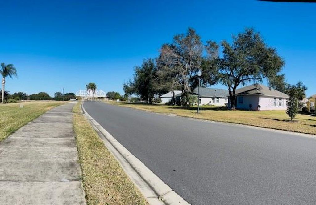 Photo of 5685 Gulf Stream Street, Tavares, FL 32778 (MLS # G5107595)