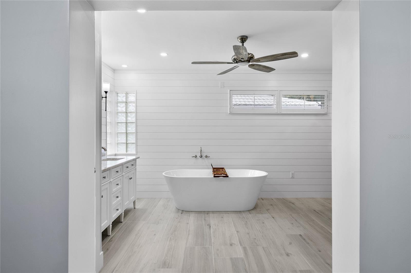 LONGBOAT SHORES REV - Residential