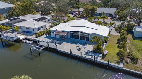 A home in LONGBOAT KEY