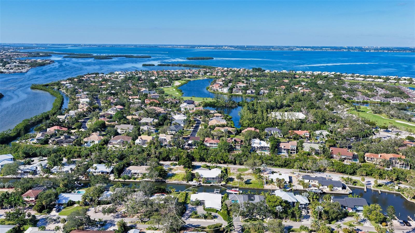 619 BUTTONWOOD DRIVE