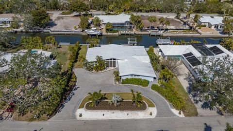 A home in LONGBOAT KEY