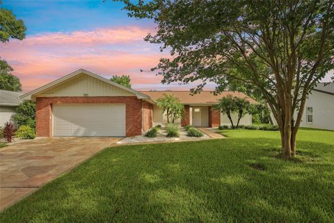 Photo of 2866 Thistle Court N, Palm Harbor, FL 34684 (MLS # TB8424600) Photo of 2866 Thistle Court N, Palm Harbor, FL 34684 (MLS # TB8424600)