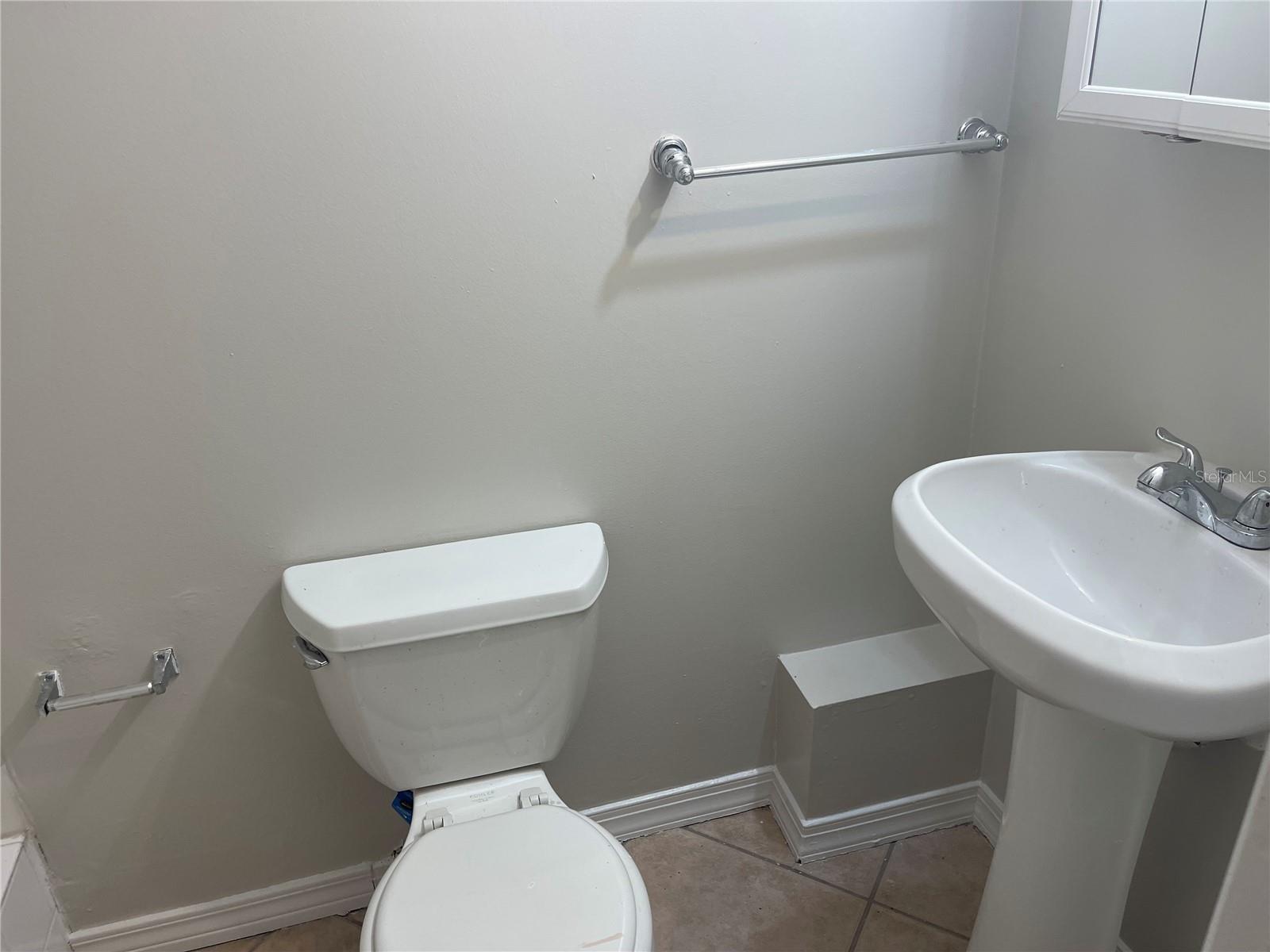 DUNEDIN ISLES 1 - Residential Lease