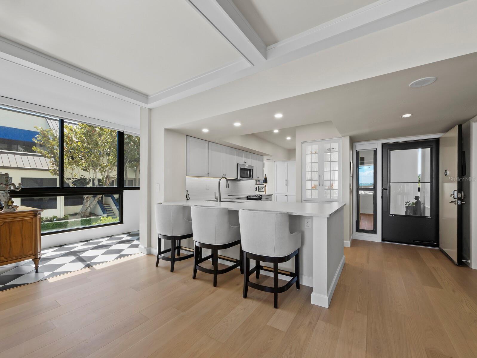 2016 HARBOURSIDE DRIVE 317