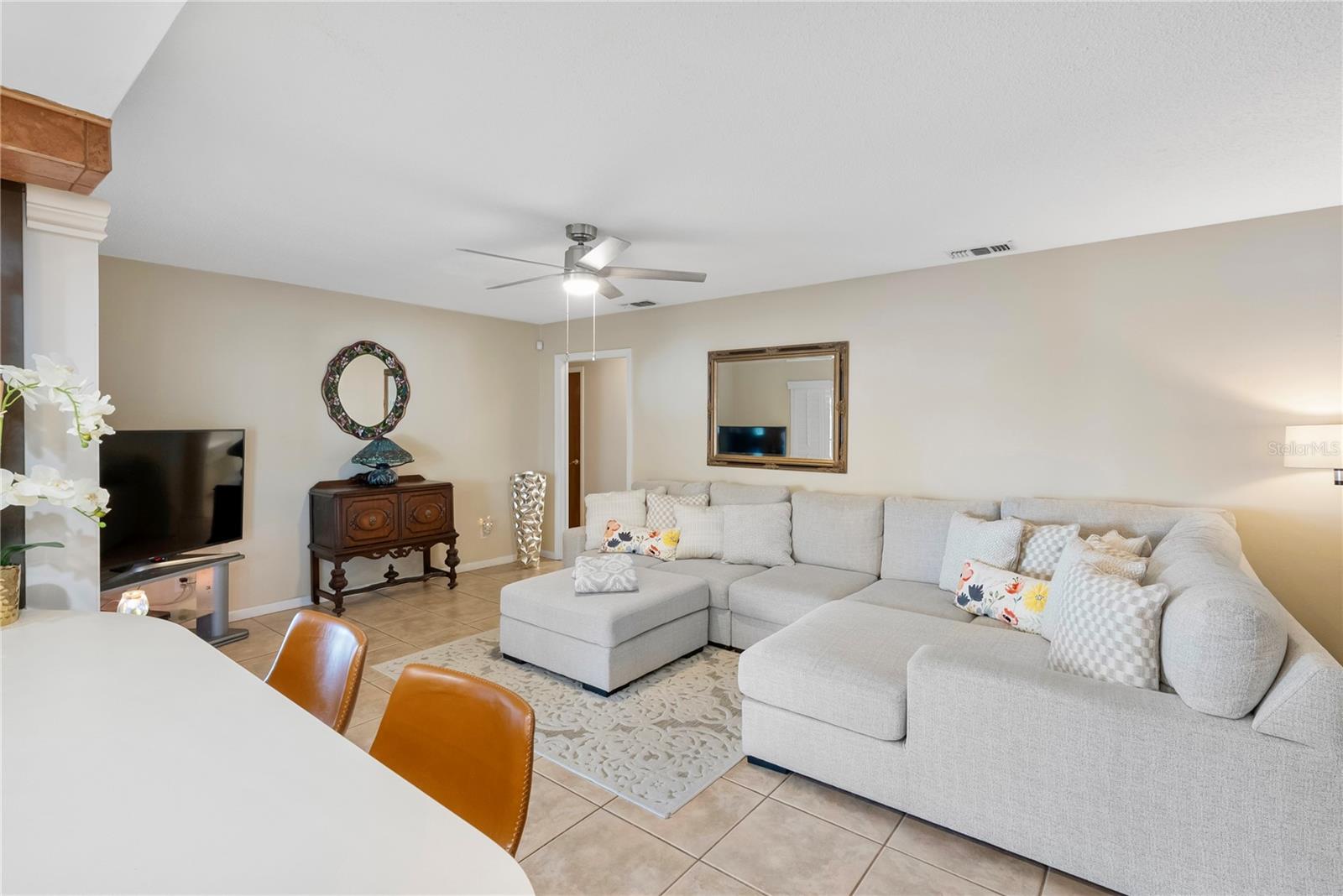 A RESUB OF PT OF APOLLO BEAC - Residential