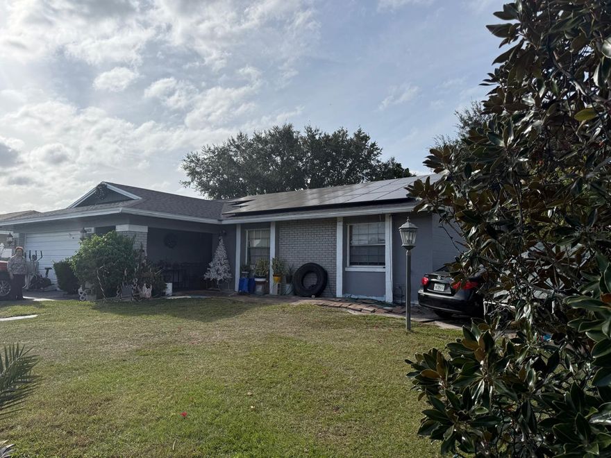 Seller Motivated ! Excellent corner property in a prime location near Millenia Mall, Universal Studios, and easy access to I-4. The home includes a main living area, an efficiency with bathroom, and two additional rear units—ideal for generate rental income. Roof replaced in 2023. Solar panels included with the property. Great investment or owner-occupied opportunity with significant potential.