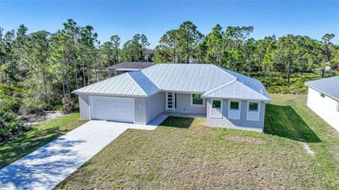 A home in PORT CHARLOTTE