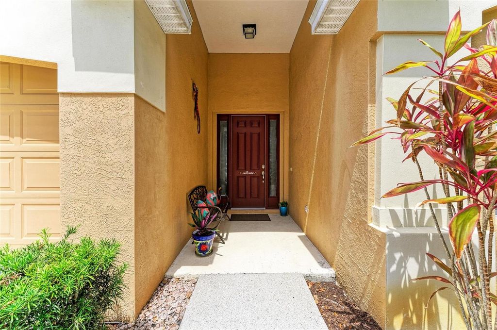 Photo of 6546 Blue Grosbeak Cir, Lakewood Ranch, FL 34202 (MLS # A4650360)