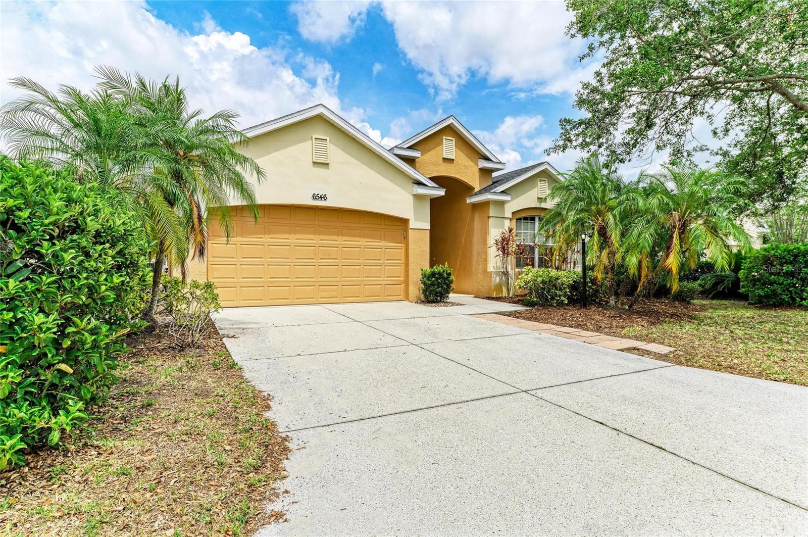 Unlock Your Dream Home in Lakewood Ranch! This BEST PRICED HOME in Greenbrook Village is eligible for 22 programs and up to $30,000 in down payment help – seize this incredible opportunity!
Discover an unparalleled Florida lifestyle at 6546 Blue Grosbeak, a charming single-family 4-bedroom pool home in highly sought-after Lakewood Ranch, FL. Built in 2002, this beautifully maintained residence features 4 comfortable bedrooms, providing ample space for families or guests.
Step inside to find a beautifully updated kitchen with a spacious island, ideal for entertaining and everyday living. Enjoy a comfortable split floor plan, 2 bathrooms, a formal dining area, and a welcoming great room. The fully fenced backyard offers privacy and a safe space for play.
Embrace outdoor living in your private screened lanai, complete with a refreshing swimming pool and relaxing hot tub/spa. Residents of Greenbrook Village enjoy exceptional amenities: a quick walk or bike ride leads to Greenbrook Adventure Park, boasting playgrounds, a picnic pavilion, obstacle course, inline skate/hockey rink, and a dedicated dog park.
This prime location offers easy access to Downtown Lakewood Ranch's vibrant arts, shopping, dining, and entertainment, plus the popular weekly Farmers' Market. For everyday convenience, enjoy close proximity to Wawa, First Watch, and Publix. Sports enthusiasts will love being near Premier Sports Campus, offering 22 fields for soccer, lacrosse, and football. It's zoned for excellent schools including Gullett Elementary, Nolan Middle, and Lakewood Ranch High School. Plus, enjoy the benefit of an incredibly low annual HOA fee of just $115 and CDD fees conveniently included in your taxes!
With a newer (4-year-old) roof, this Lakewood Ranch real estate gem is ready for its next owner. Tenants vacate October 2025. Don't miss this chance for a fantastic Lakewood Ranch home for sale! Contact us today!