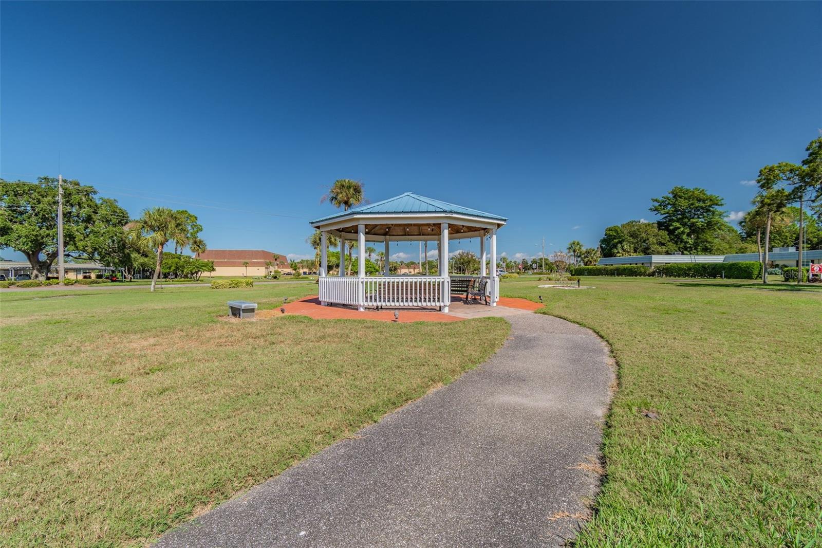 GLOUCESTER B CONDO - Residential