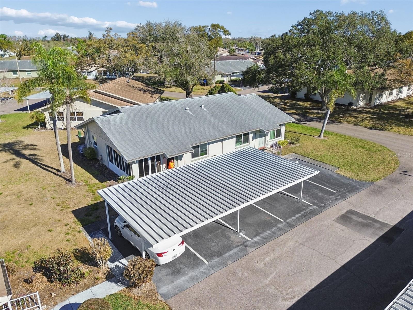 GLOUCESTER B CONDO - Residential