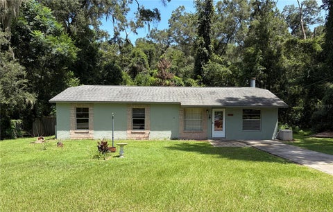Photo of 4557 SE 140th Place, Summerfield, FL 34491 (MLS # TB8537072)