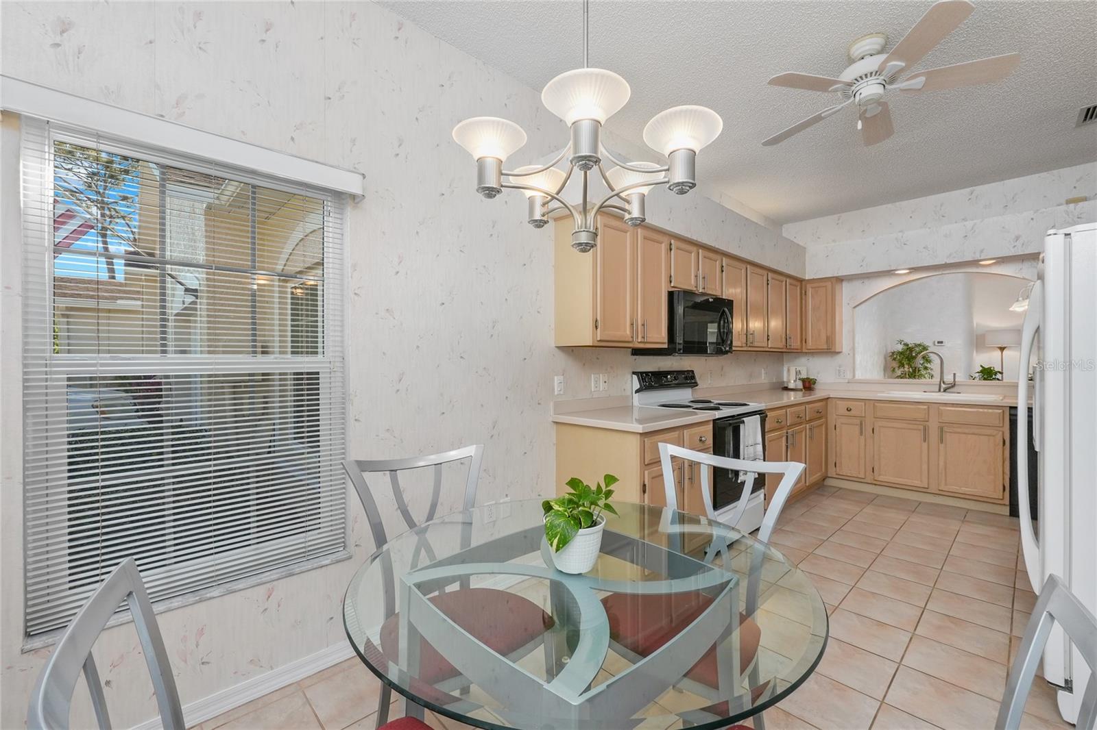 TEALWOOD VILLAS - Residential