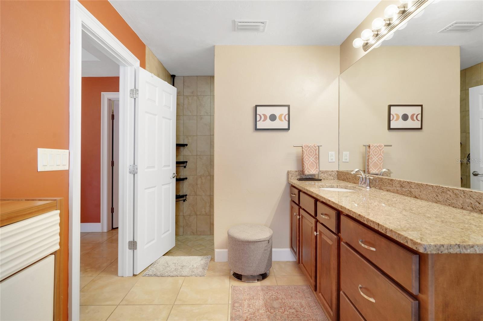 BRIDGEPORT HEIGHTS - Residential