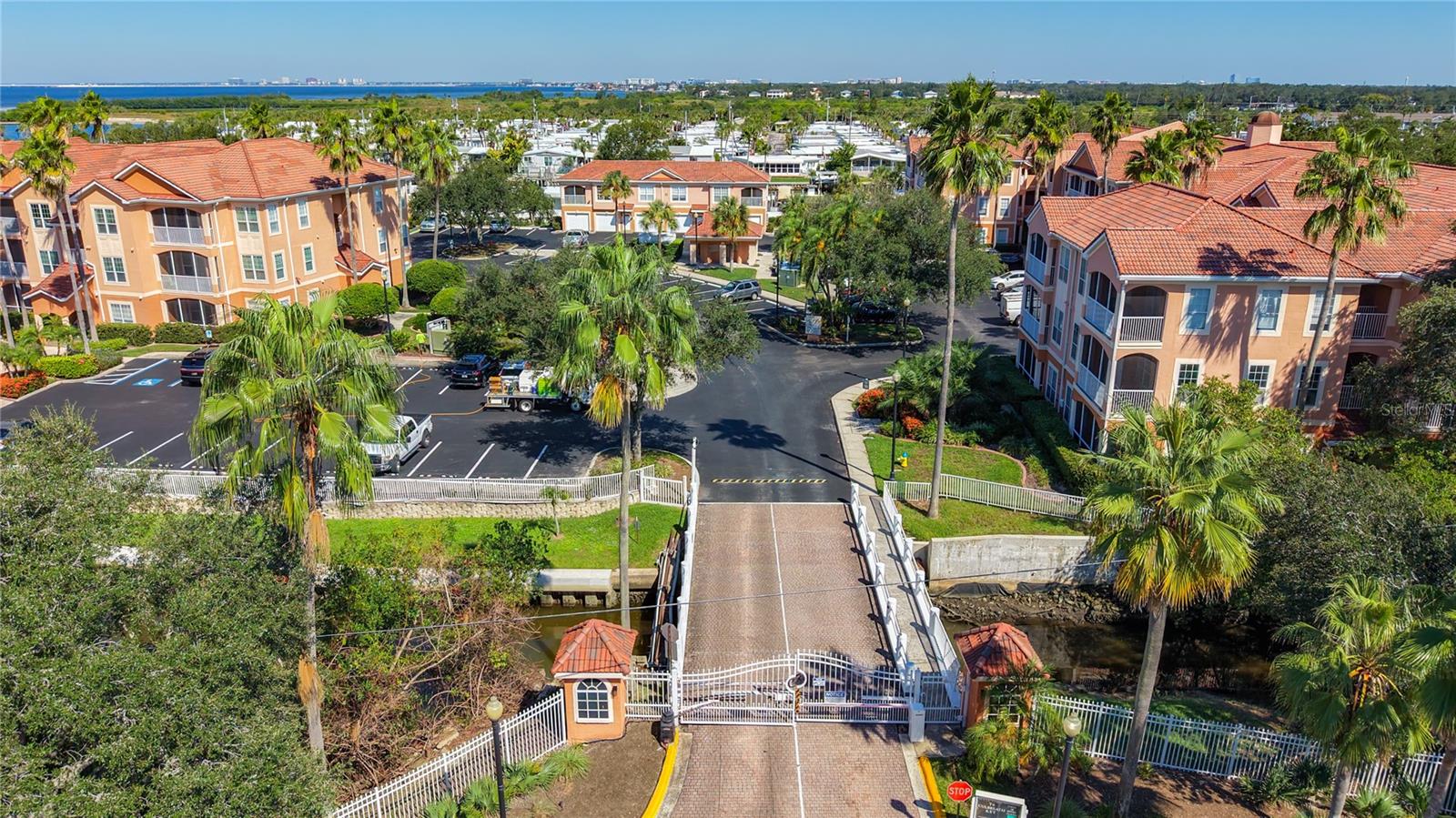 5000 CULBREATH KEY WAY 8-207