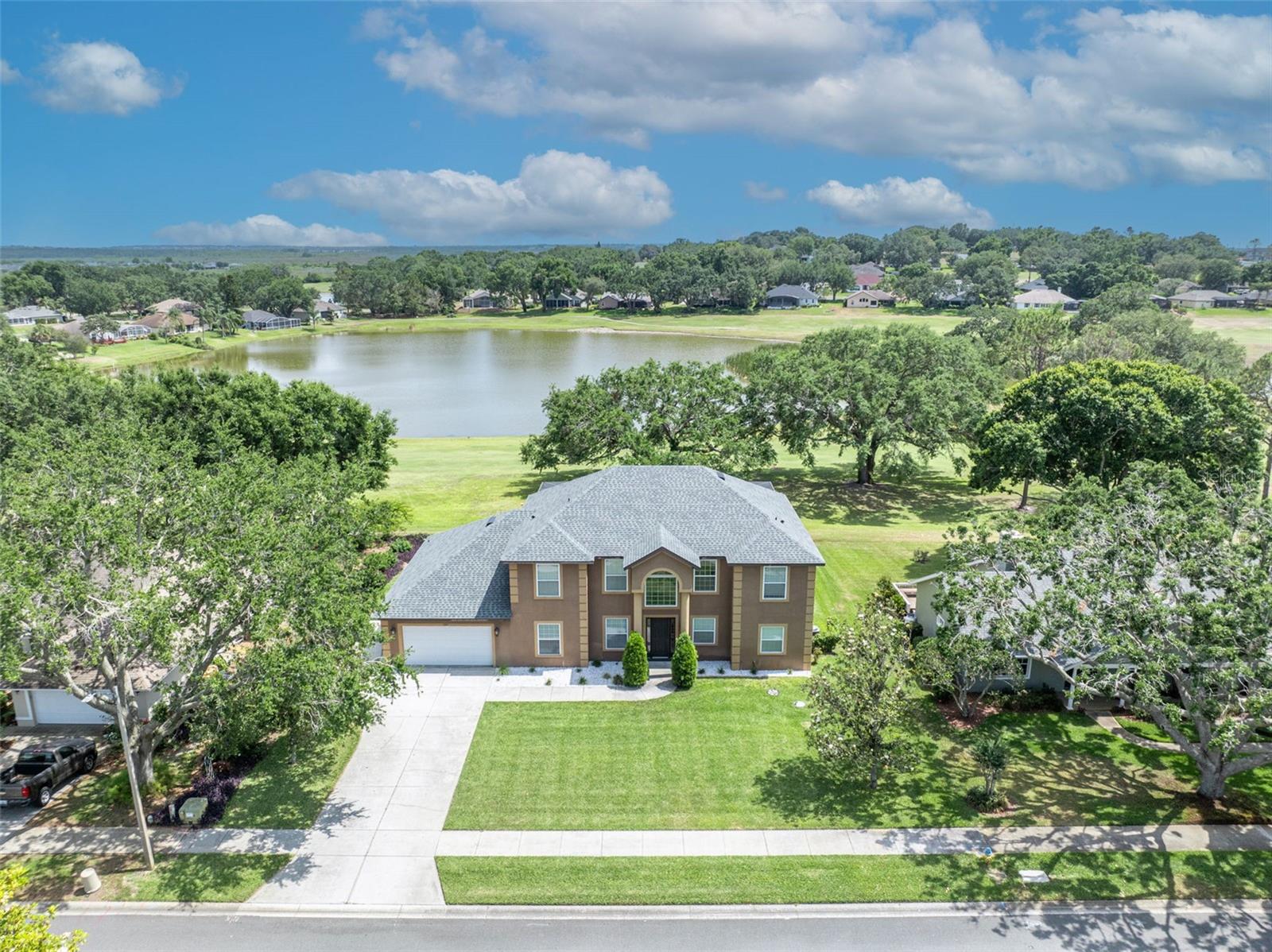 VILLAGE GREEN - Residential