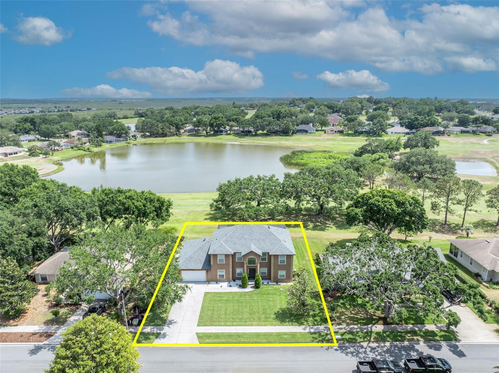 VILLAGE GREEN - Residential