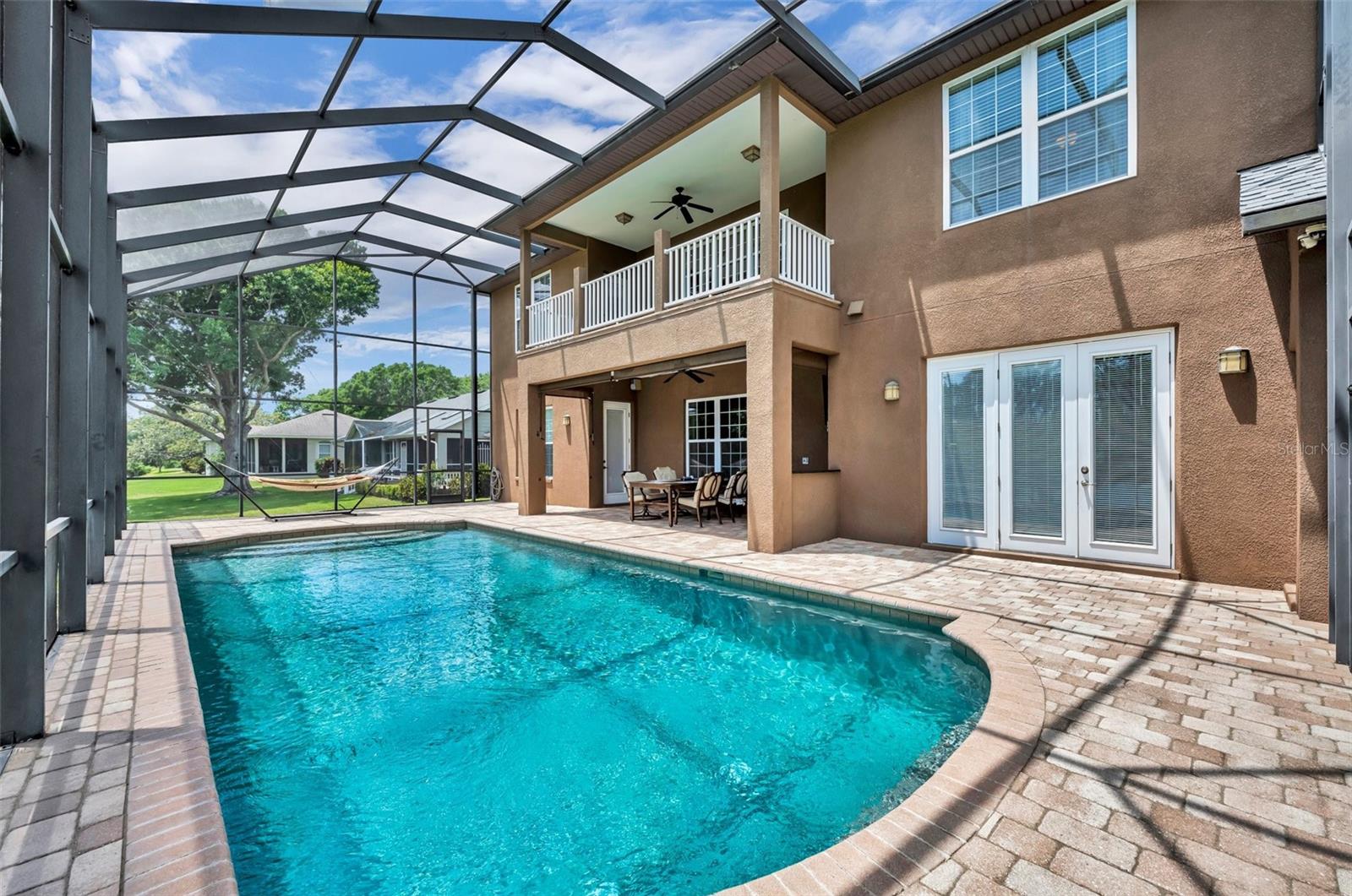 VILLAGE GREEN - Residential