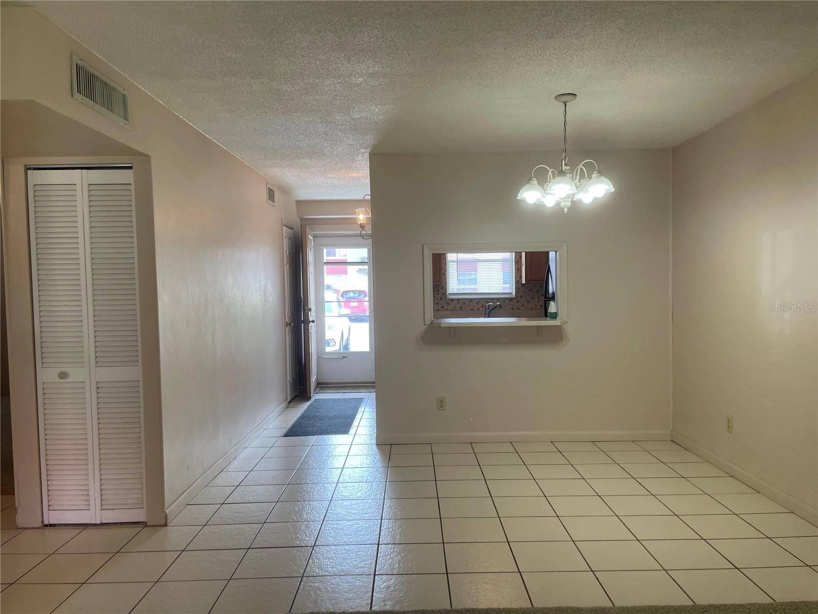 RIVERSIDE CONDO - Residential Lease