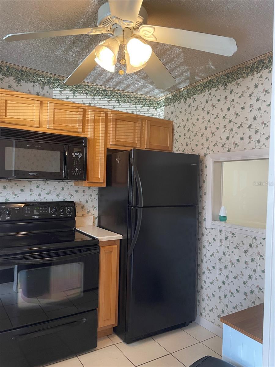 RIVERSIDE CONDO - Residential Lease