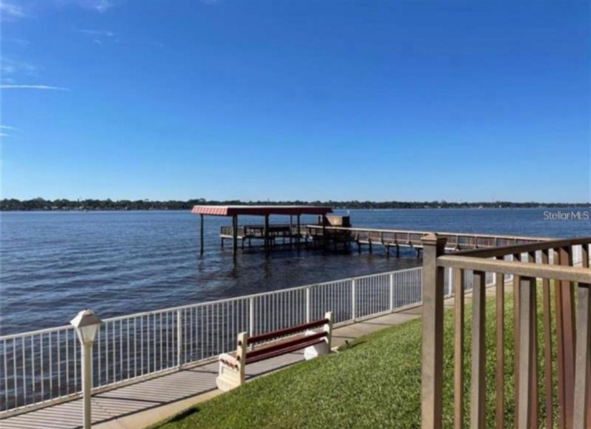 RIVERSIDE CONDO - Residential Lease