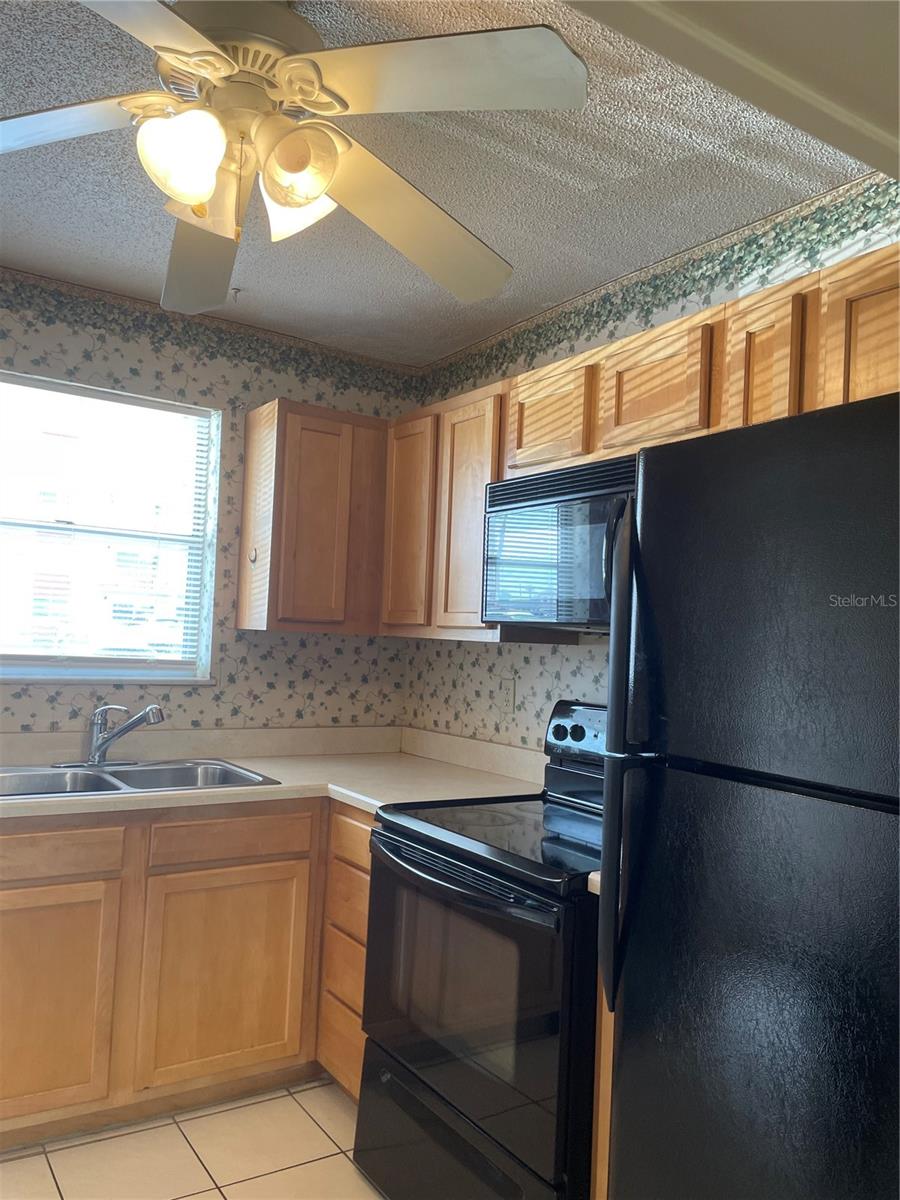 RIVERSIDE CONDO - Residential Lease