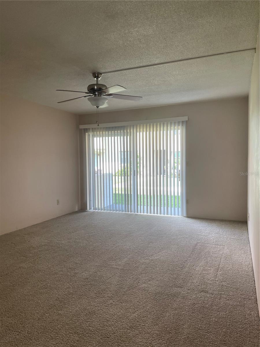 RIVERSIDE CONDO - Residential Lease