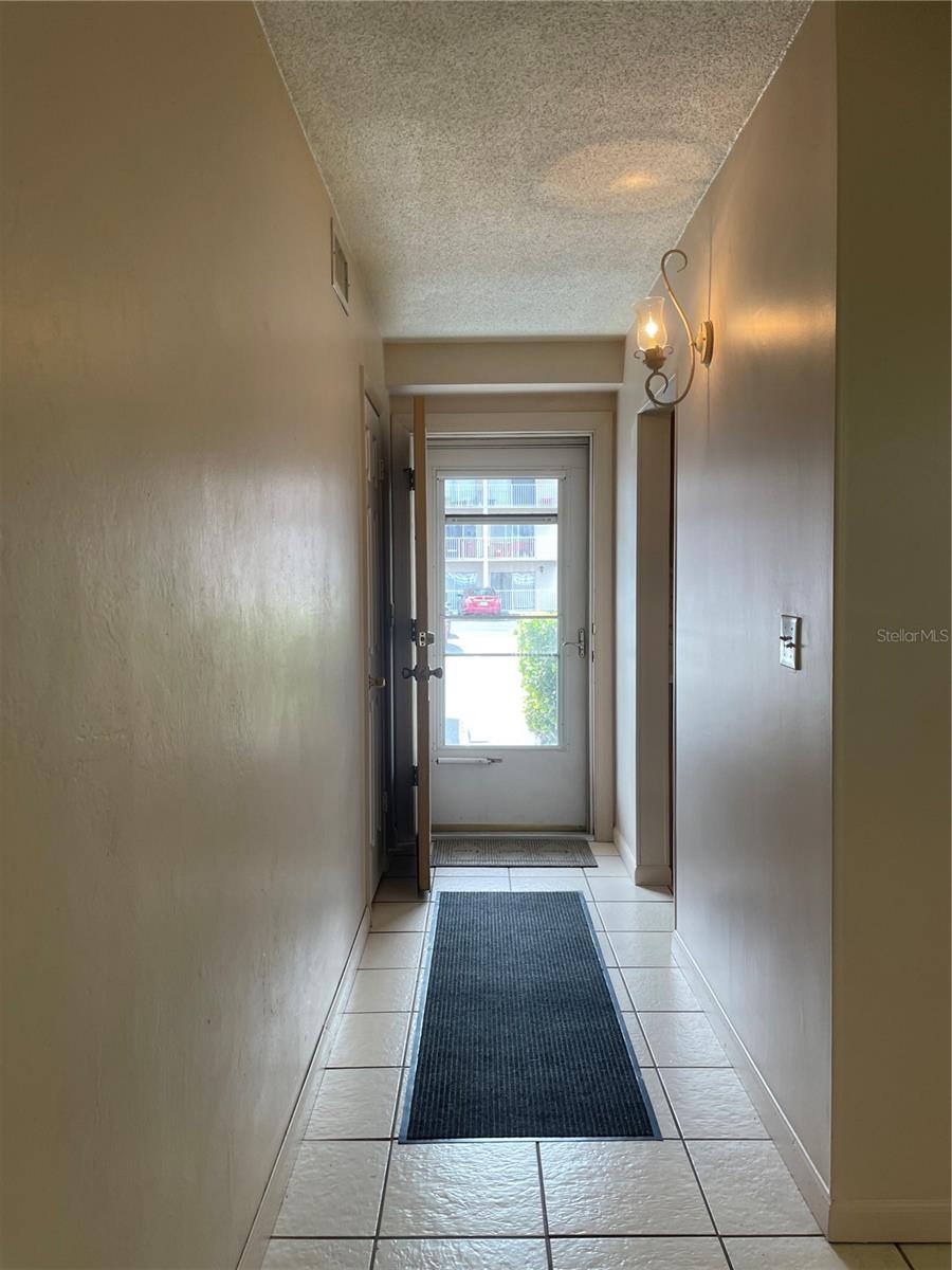 RIVERSIDE CONDO - Residential Lease