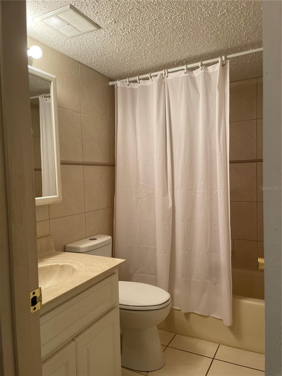 RIVERSIDE CONDO - Residential Lease