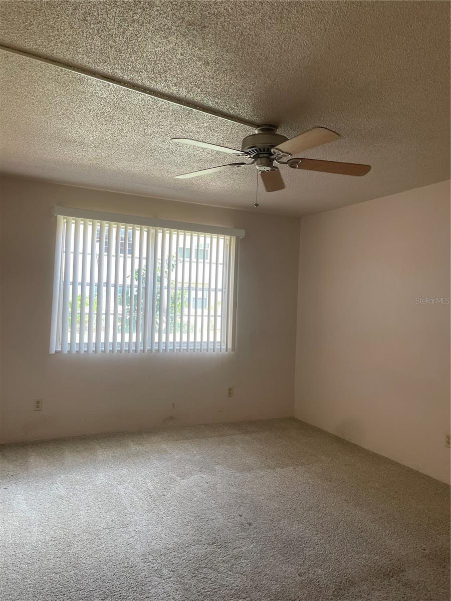 RIVERSIDE CONDO - Residential Lease