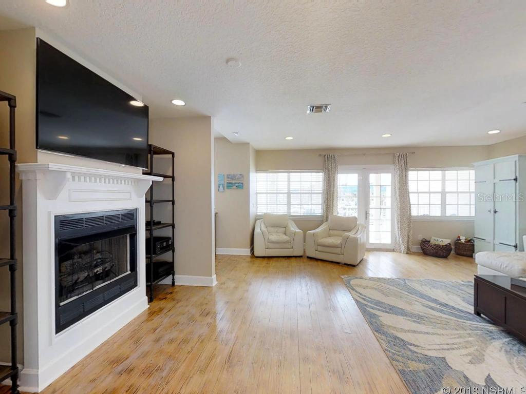 Southern Comfort Condo - Residential