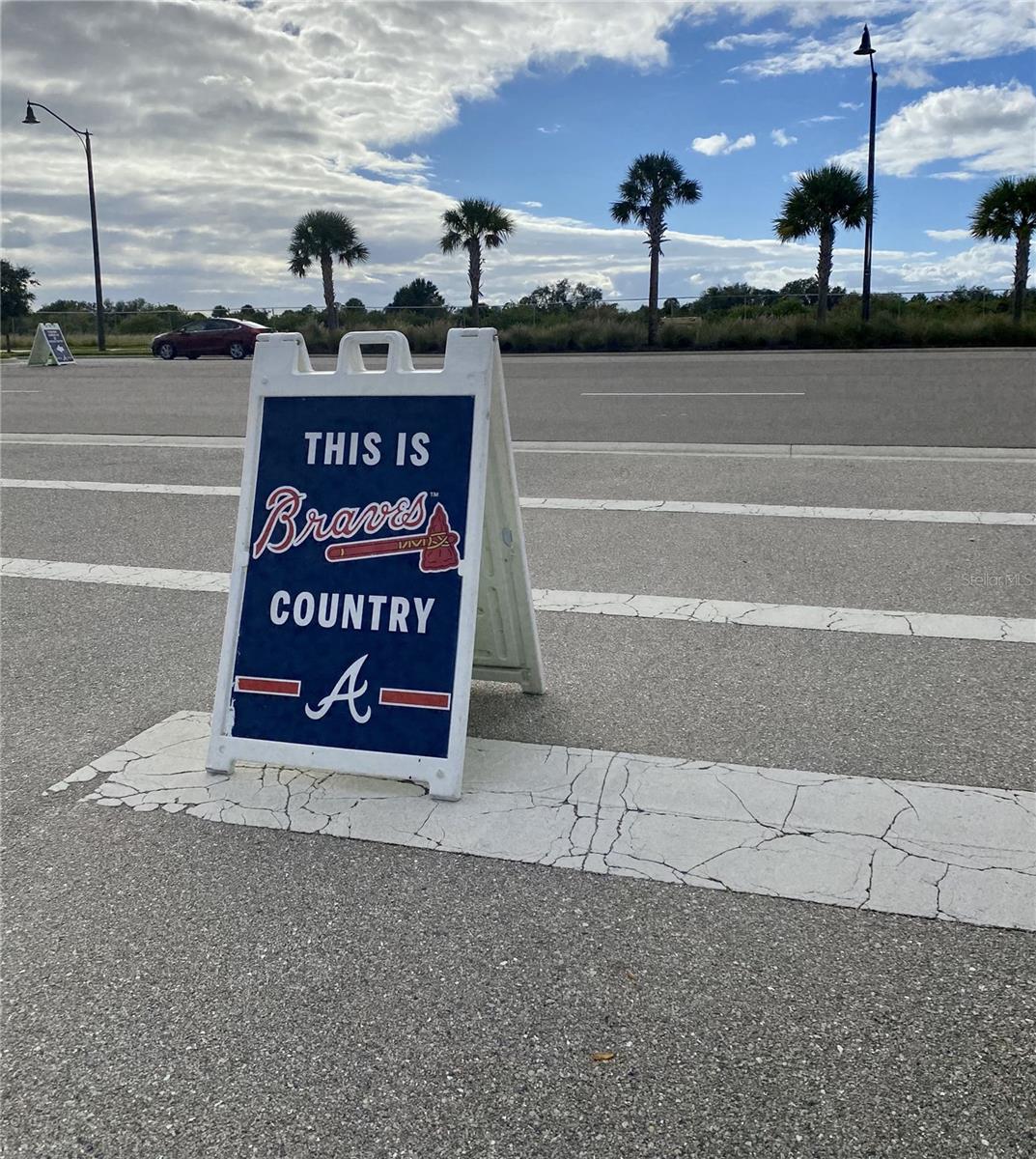 WELLEN PARK GOLF & COUNTRY CLUB - Residential Lease