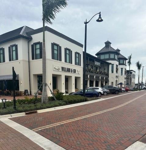 WELLEN PARK GOLF & COUNTRY CLUB - Residential Lease