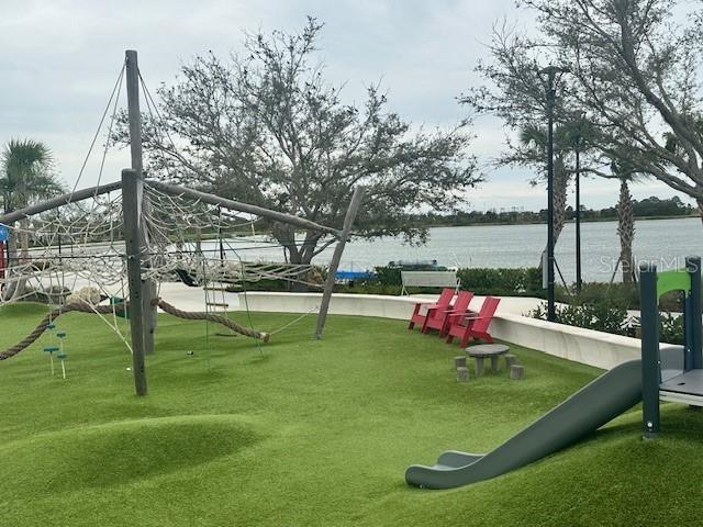 WELLEN PARK GOLF & COUNTRY CLUB - Residential Lease