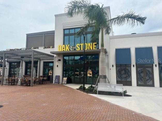 WELLEN PARK GOLF & COUNTRY CLUB - Residential Lease