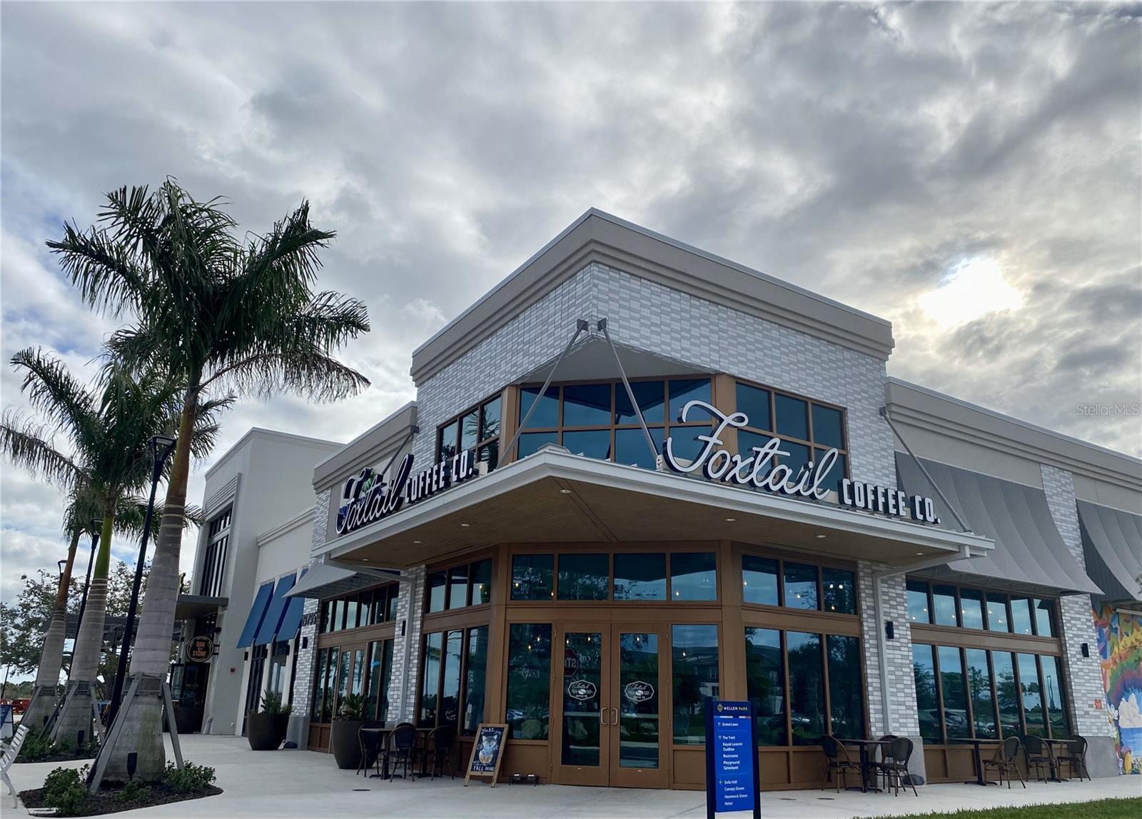 WELLEN PARK GOLF & COUNTRY CLUB - Residential Lease