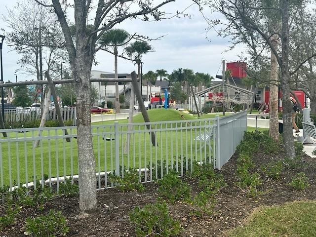 WELLEN PARK GOLF & COUNTRY CLUB - Residential Lease