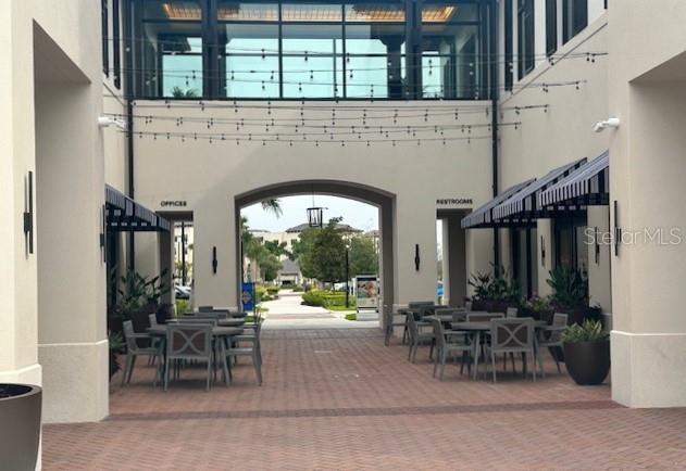 WELLEN PARK GOLF & COUNTRY CLUB - Residential Lease