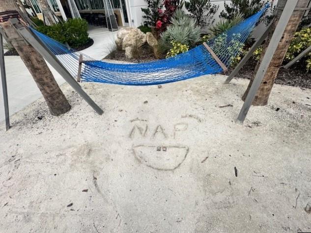 WELLEN PARK GOLF & COUNTRY CLUB - Residential Lease