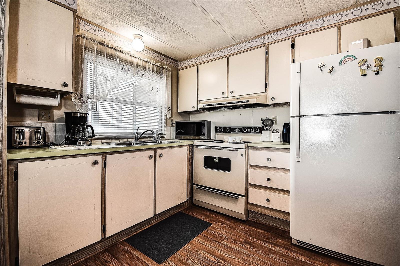 TANGLEWOOD MOBILE VILLAGE - Residential