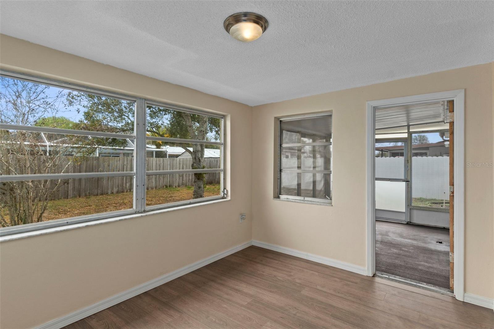 REGENCY PARK - Residential