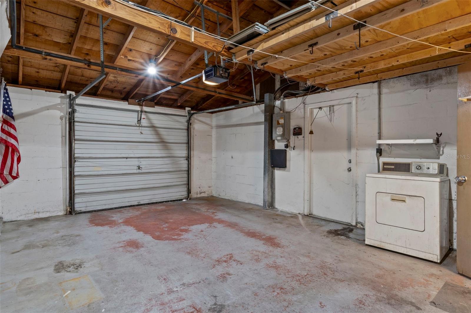 REGENCY PARK - Residential