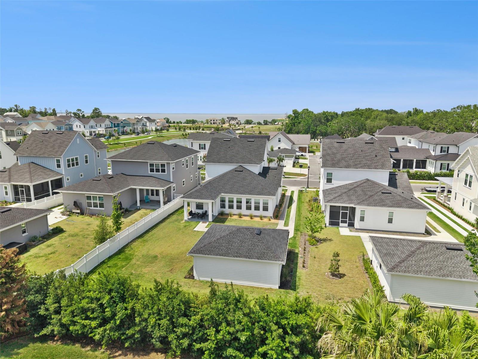 Oakland, Florida, 34787, United States, 5 Bedrooms Bedrooms, ,3 BathroomsBathrooms,Residential,Active,2045739