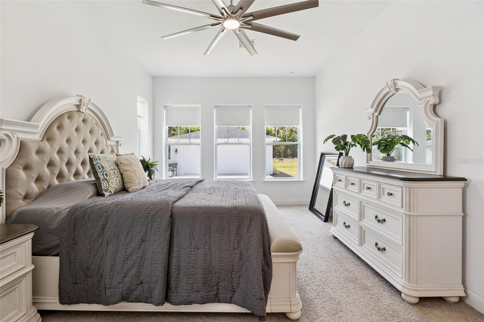Oakland, Florida, 34787, United States, 5 Bedrooms Bedrooms, ,3 BathroomsBathrooms,Residential,Active,2045739